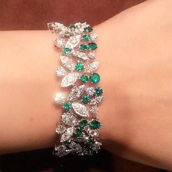 Joias de Luxo para Aniversários em Manaus: Presentes Inesquecíveis