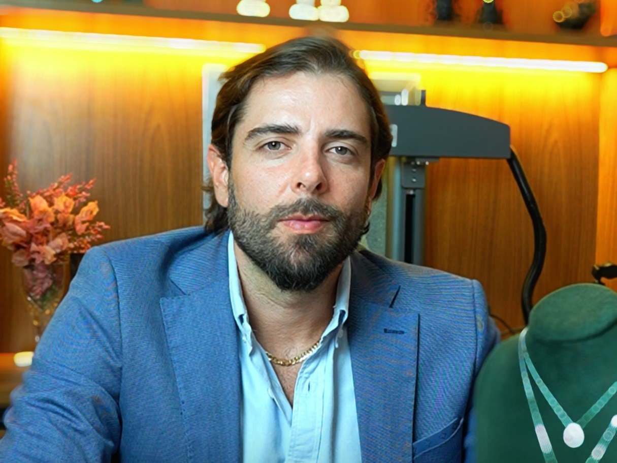 Esmeralda, Rubi ou Safira? Descubra a Joia que Reflete a Sua Essência