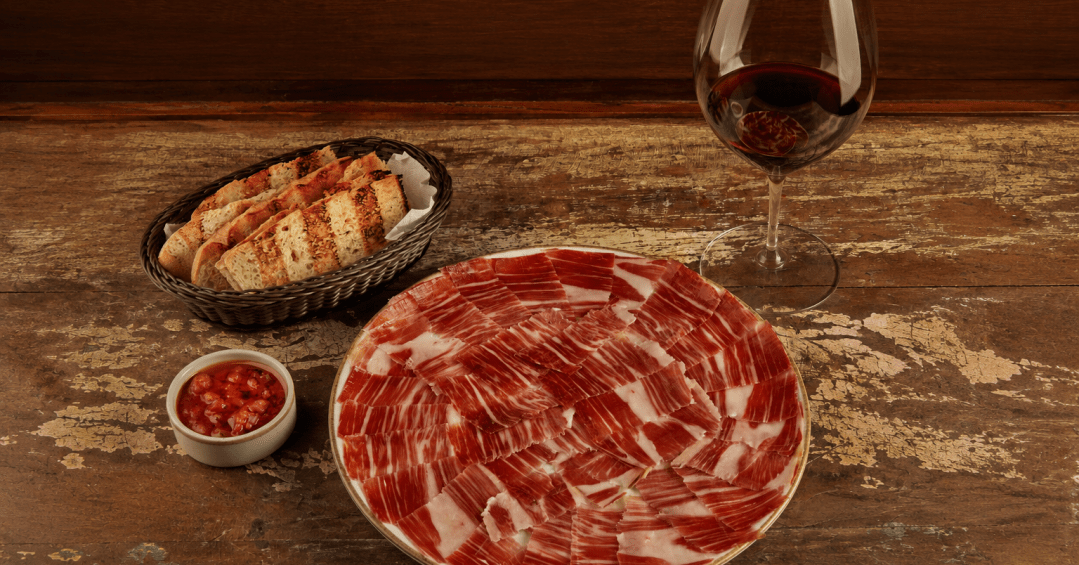 Jantar Harmonizado: Uma Noite de Elegância no Pobre Juan