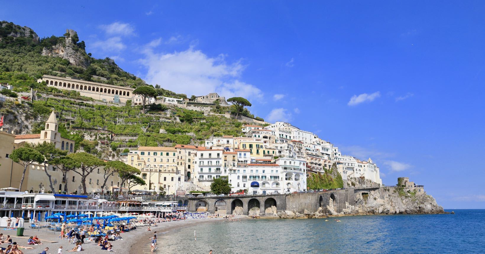 Costa Amalfitana: Uma Ode à Beleza Italiana