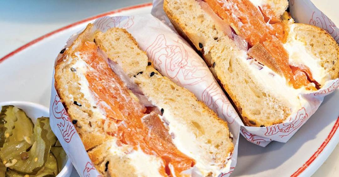 Uma Viagem Gastronômica: AK Deli e Seu Novo Menu Inspirado em Nova York