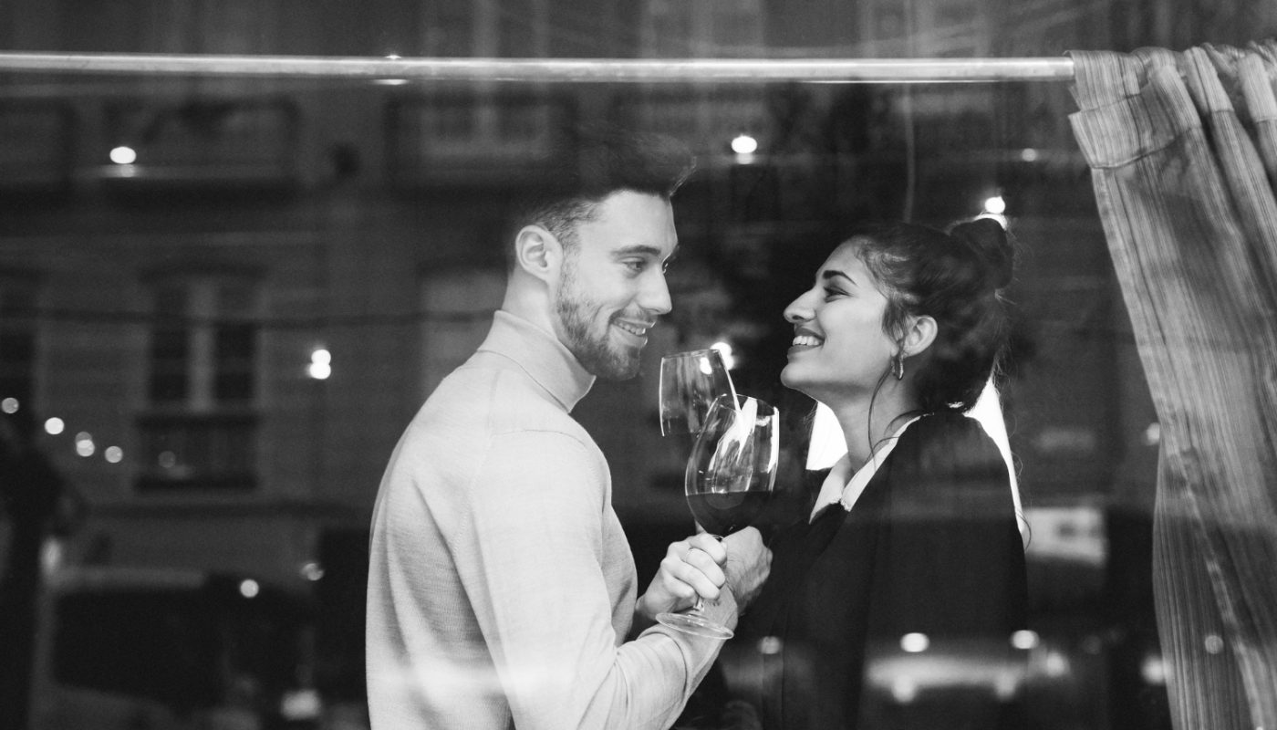 Um Refúgio Urbano que Celebra o Romance em Grande Estilo