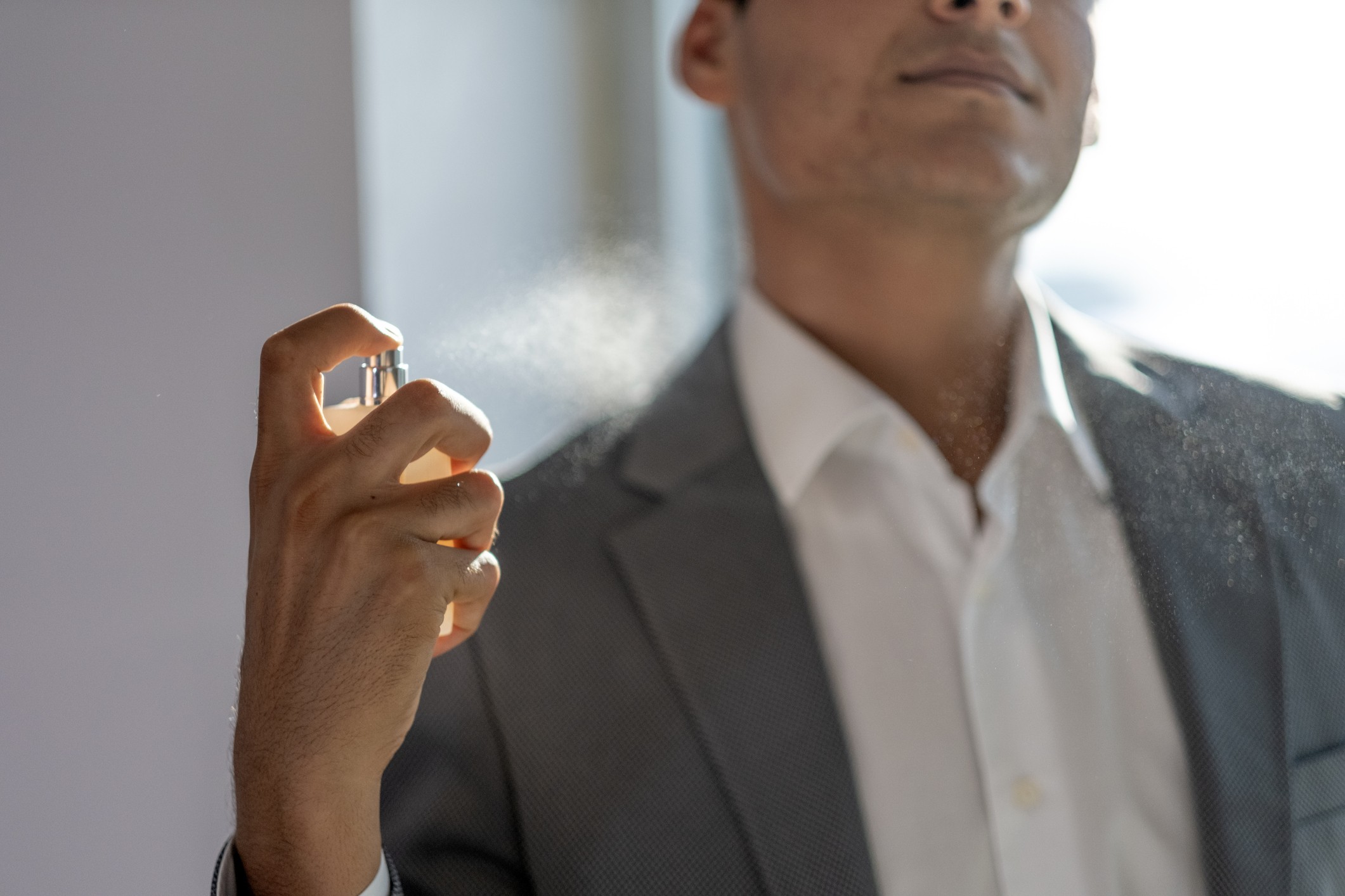 Essências de Luxo: Três Fragrâncias que Encantam os Sentidos