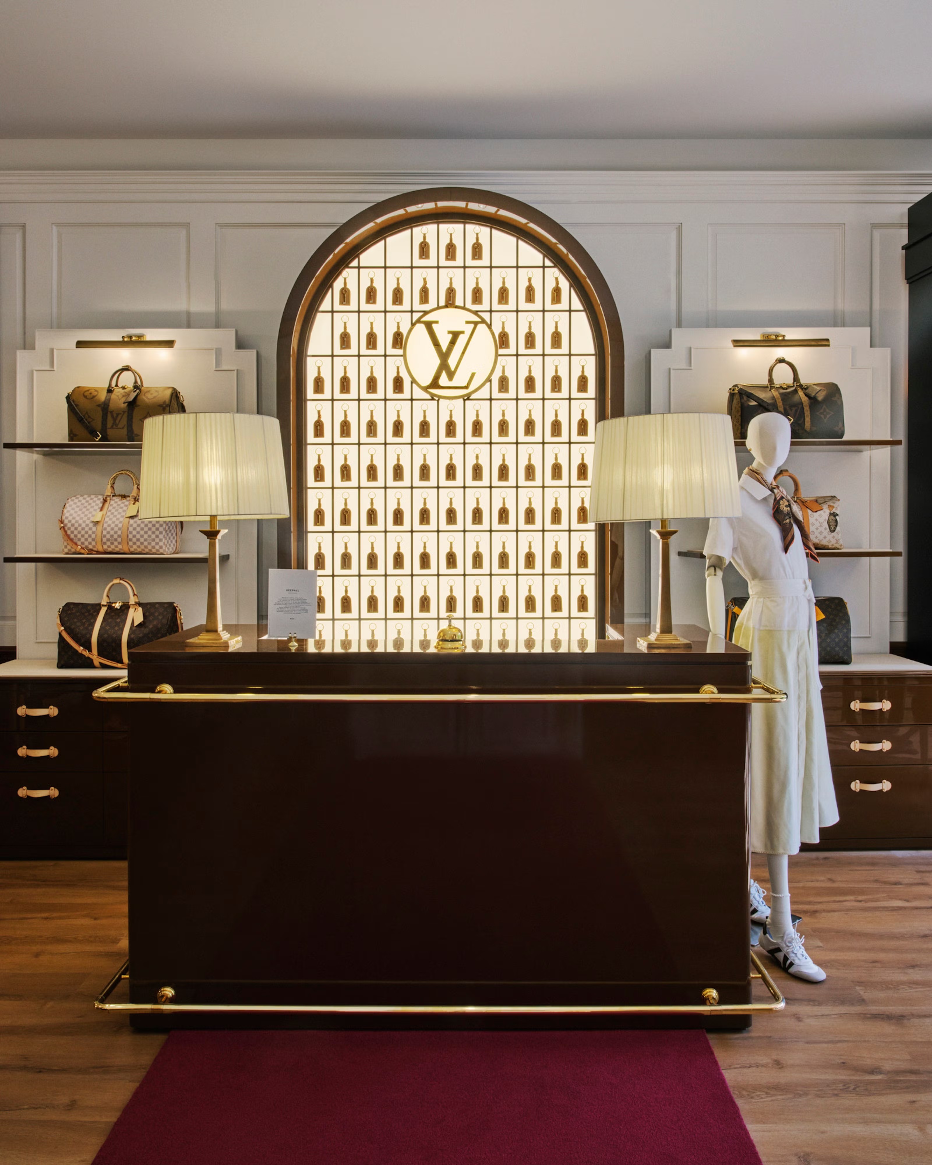A Arte da Imersão: Louis Vuitton e a Experiência em Londres