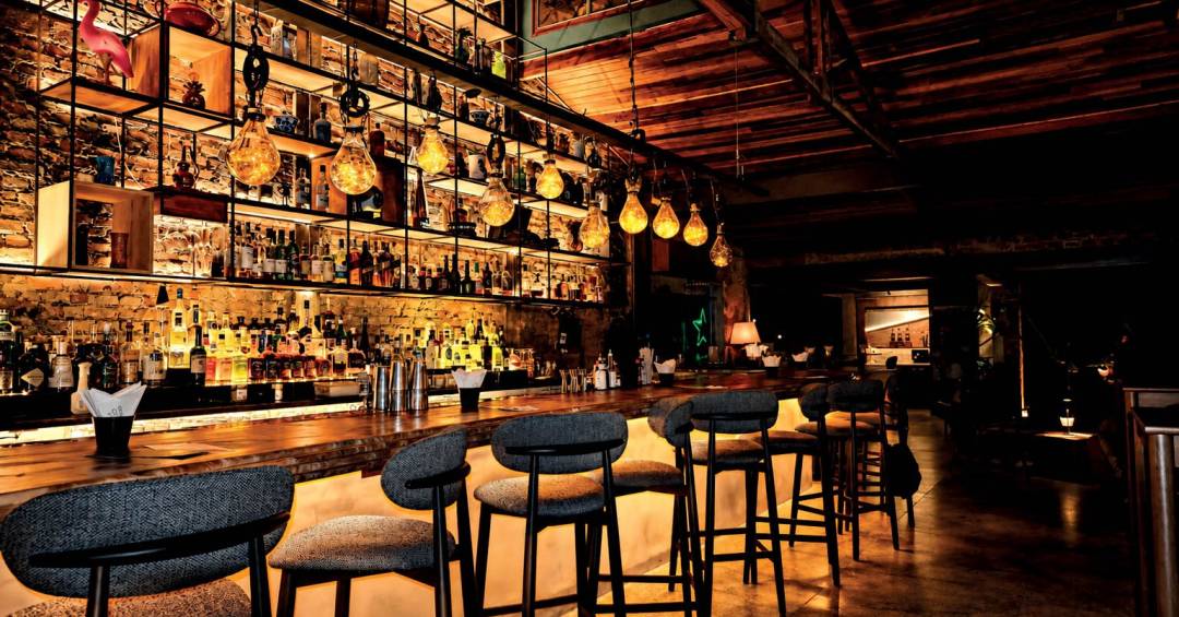 Guilhotina: Um Ícone Gastronômico Renova sua Trajetória em Pinheiros