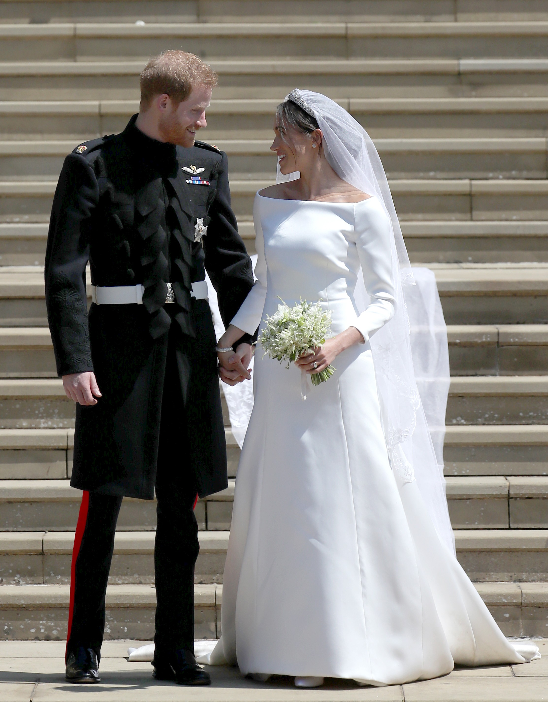 Os Segredos do Icônico Vestido de Noiva de Meghan Markle