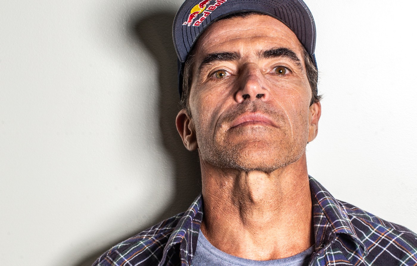 Carlos Burle: Uma Jornada de Superação nas Ondas de Nazaré