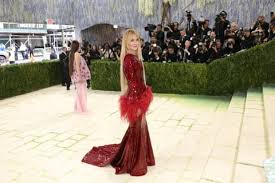 Nicole Kidman brilha no Met Gala 2026 com look inspirado em 